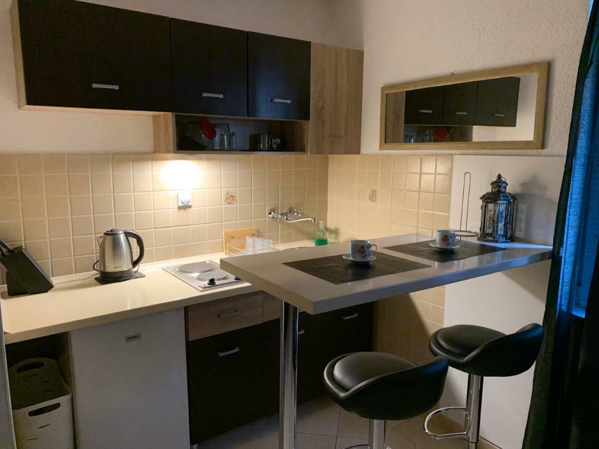 Apartmani Krgusic Tivat Exterior foto
